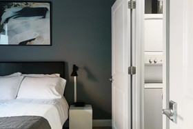 Bordeaux - Luxe LF Square Apts with Rooftop by Zencity