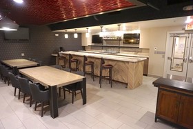 DoubleTree by Hilton St. Louis Airport