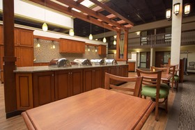 Drury Inn & Suites Convention Center