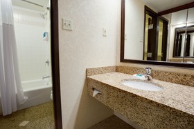 Drury Inn & Suites Convention Center