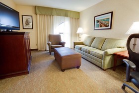 Drury Inn & Suites Convention Center
