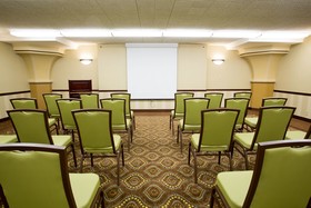 Drury Inn & Suites Convention Center