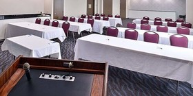 Elimwood Hotel
