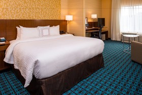 Fairfield Inn & Suites St. Louis Westport