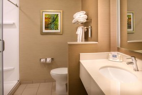 Fairfield Inn & Suites St. Louis Westport