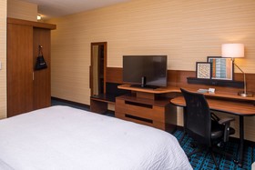 Fairfield Inn & Suites St. Louis Westport