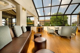 Pear Tree Inn St. Louis Airport