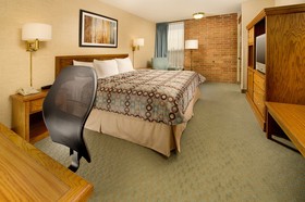 Pear Tree Inn St. Louis Airport