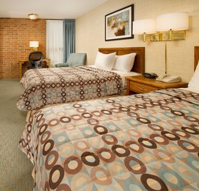 Pear Tree Inn St. Louis Airport