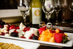 Seven Gables Inn