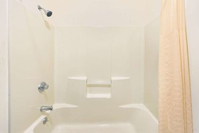 Travelodge by Wyndham St. Louis