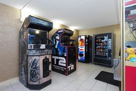 Travelodge Diamond Inn
