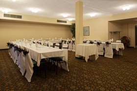 Travelodge Diamond Inn