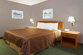 Travelodge Diamond Inn