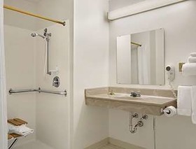 Super 8 by Wyndham Washington