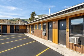 Copperhead Lodge
