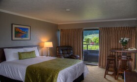 Fairmont Hot Springs Resort