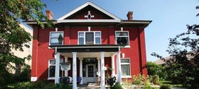 Hickory House Inn