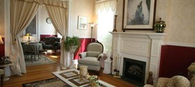 Hickory House Inn