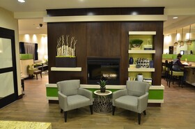 Holiday Inn Express & Suites Belgrade