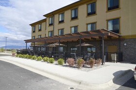 Holiday Inn Express & Suites Belgrade
