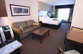 Holiday Inn Express & Suites Belgrade