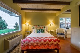 The Islander Inn