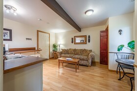 The Islander Inn
