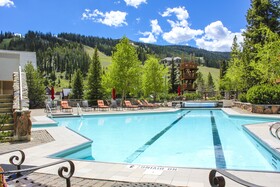 Shoshone Condominium Hotel