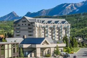 Shoshone Condominium Hotel
