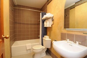 Shoshone Condominium Hotel