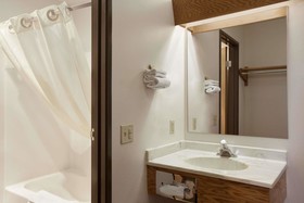 Super 8 by Wyndham Big Timber