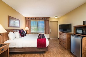 Best Western Plus Kelly Inn & Suites