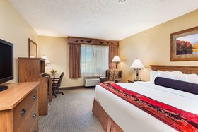 Best Western Plus Kelly Inn & Suites