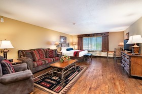 Best Western Plus Kelly Inn & Suites