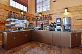 Best Western Plus Kelly Inn & Suites