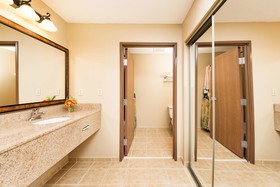 Best Western Plus Kelly Inn & Suites