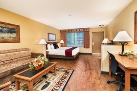 Best Western Plus Kelly Inn & Suites