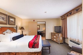 Best Western Plus Kelly Inn & Suites