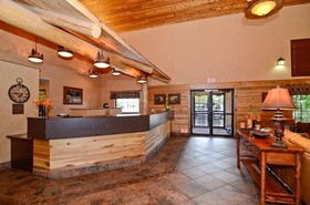 Best Western Plus Kelly Inn & Suites