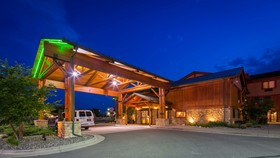 Best Western Plus Kelly Inn & Suites