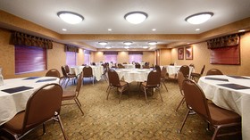 Best Western Plus Kelly Inn & Suites