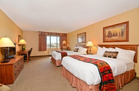 Best Western Plus Kelly Inn & Suites