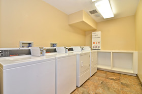 Best Western Plus Kelly Inn & Suites