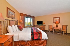 Best Western Plus Kelly Inn & Suites
