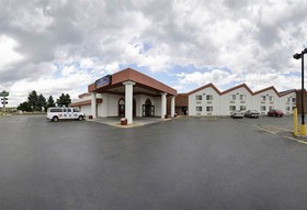 Howard Johnson by Wyndham Billings