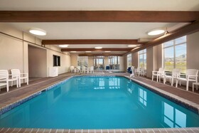 Country Inn & Suites by Radisson, Bozeman, MT