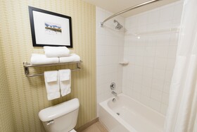 Glacier Peaks Hotel & Casino