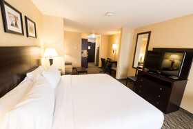 Glacier Peaks Hotel & Casino