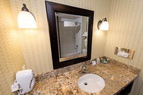 Glacier Peaks Hotel & Casino